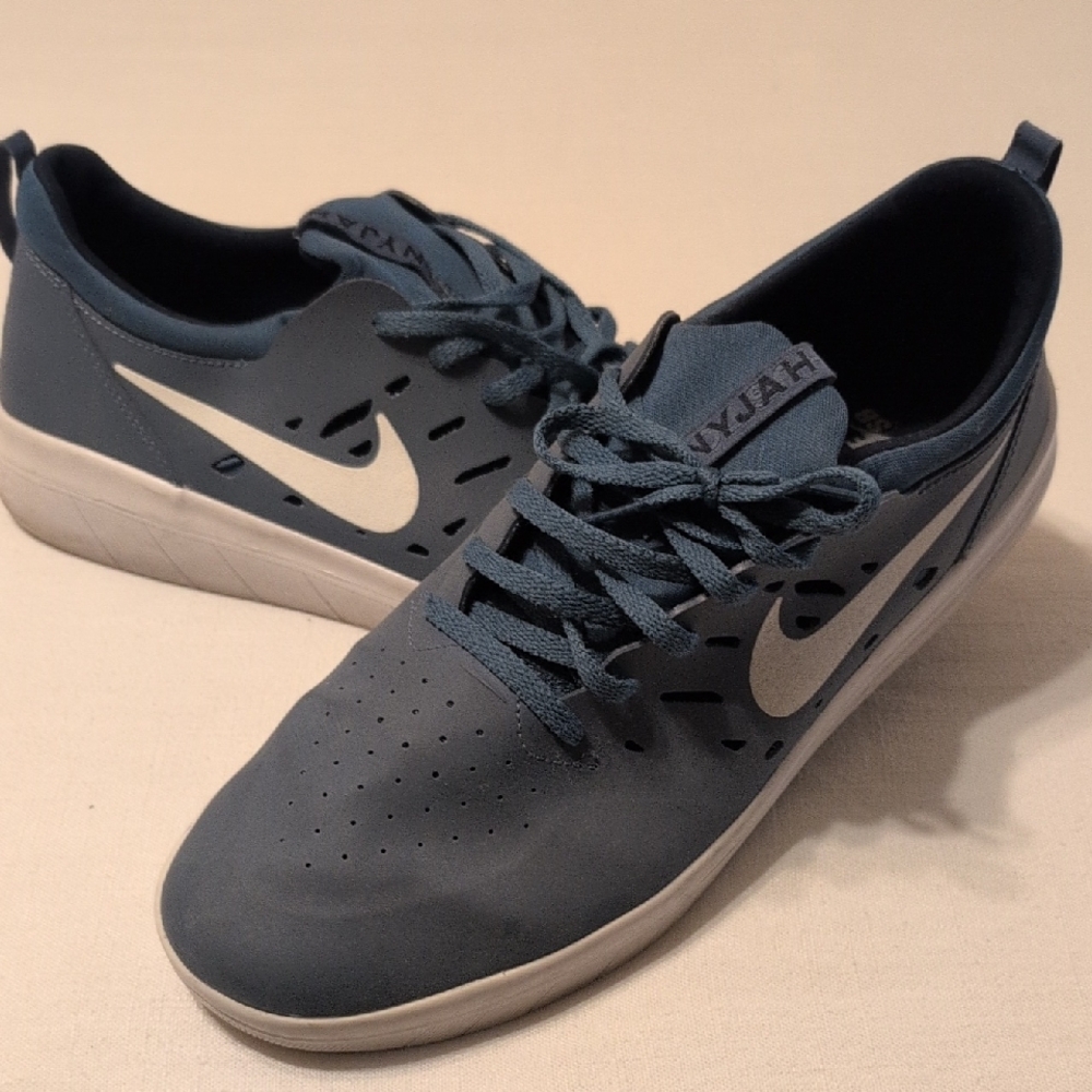 Nike SB Nyjah 1's Blue and White Sneakers